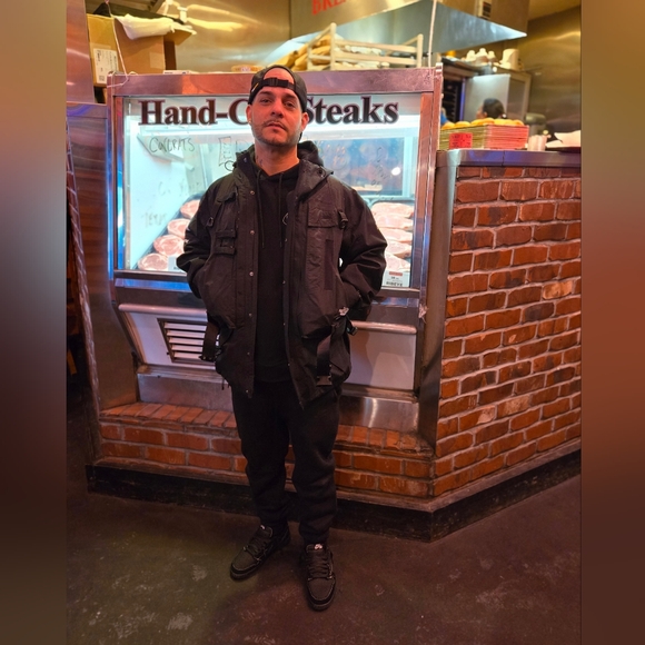 Jay - Picture 5 of 5